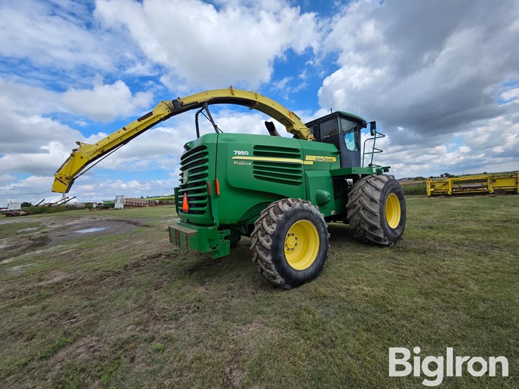 2010-john-deere-7950-image-5
