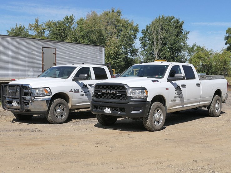 2017-dodge-ram-3500-image-1