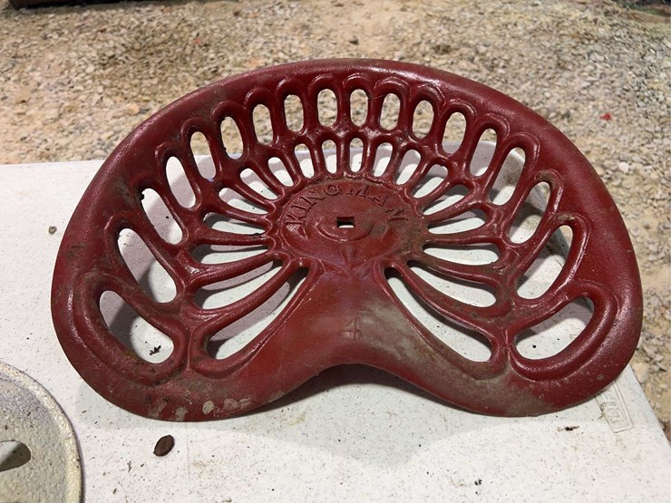 (3)-cast-iron-seats-image-12