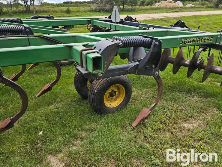 john-deere-510-image-15