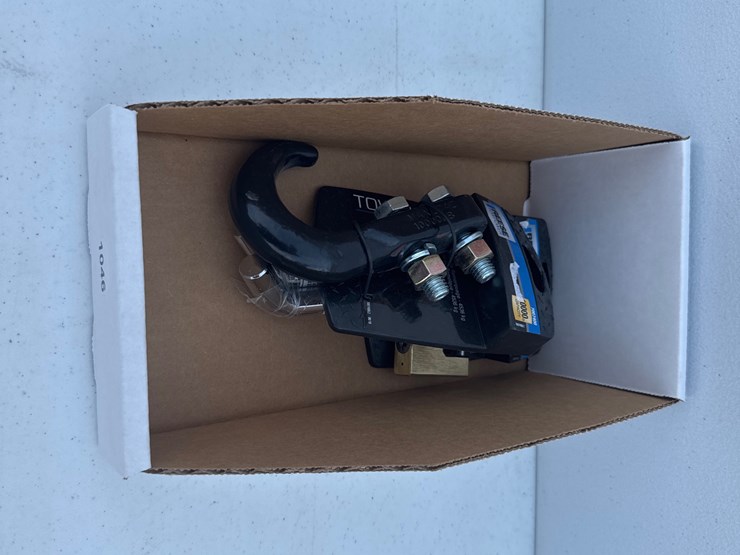 #1046-•-tow-hook-and-receiver-lock-image-2