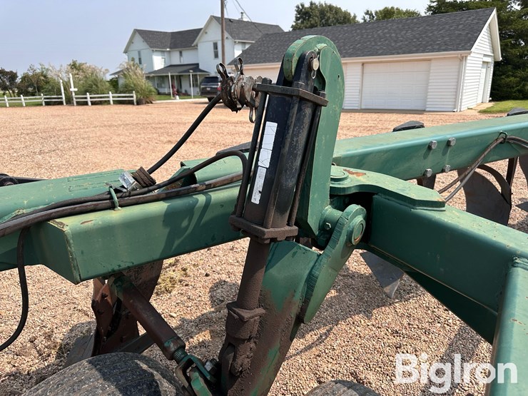 baker-12-16”-12-bottom-land-plow-image-13