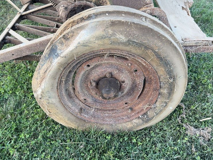 8ft-grain-drill-image-11