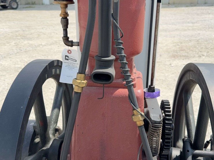 3-hp-international-harvester-“famous”-vertical-engine-image-24