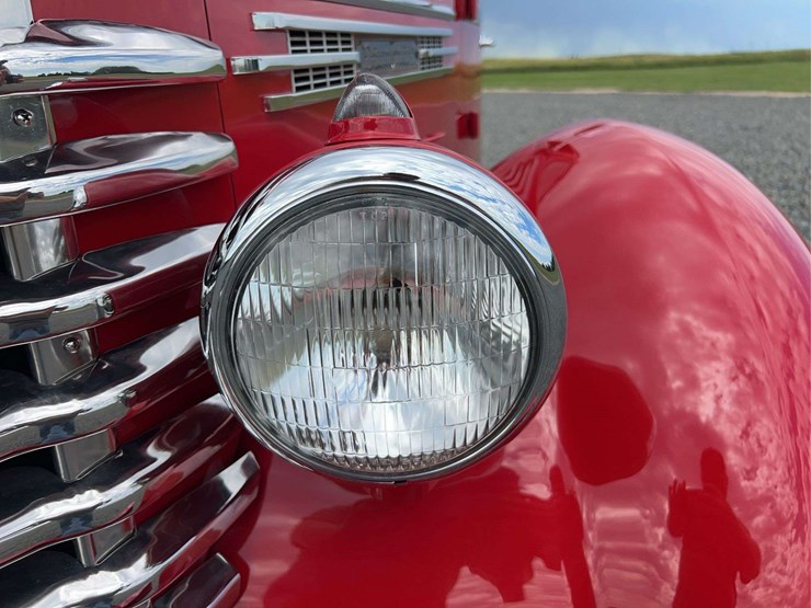 1948-diamond-t-201-one-ton-pickup-image-24
