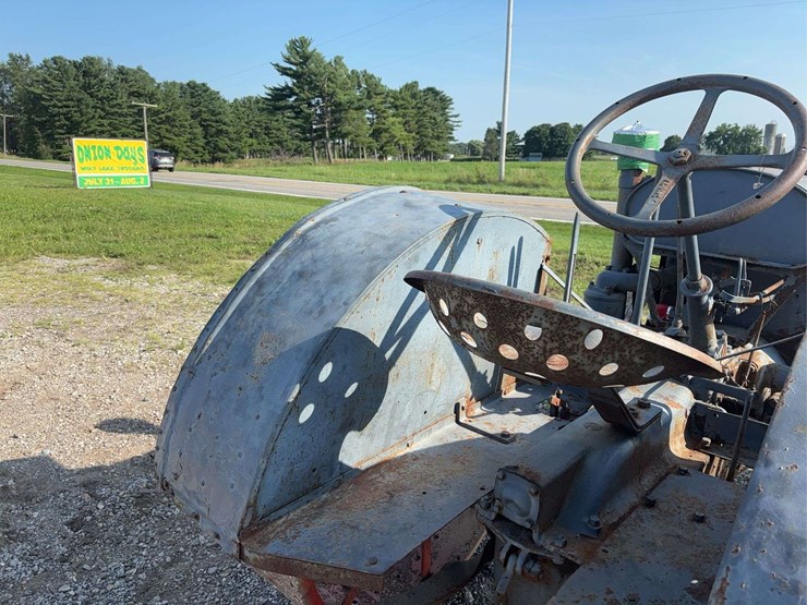 mccormick-deering-10-20-image-36