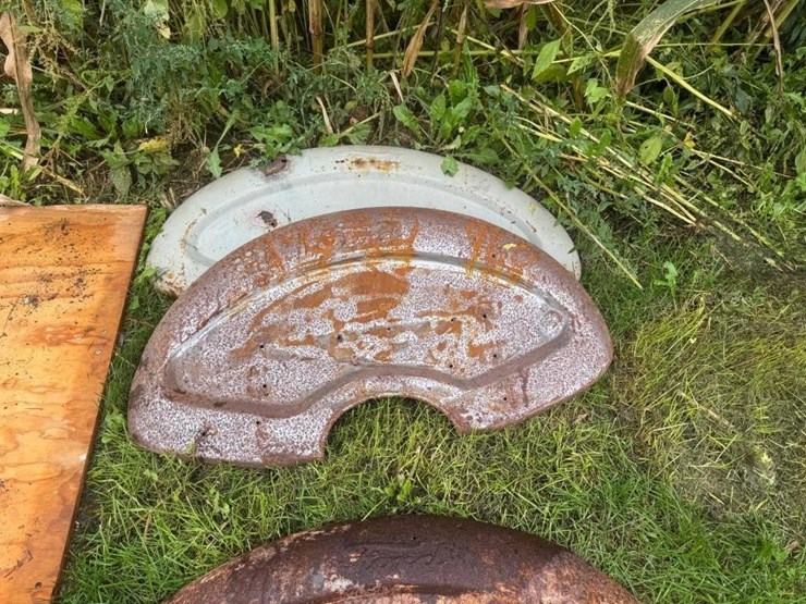 ford-tractor-image-3
