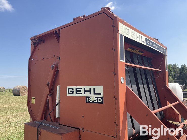 gehl-1850-image-16