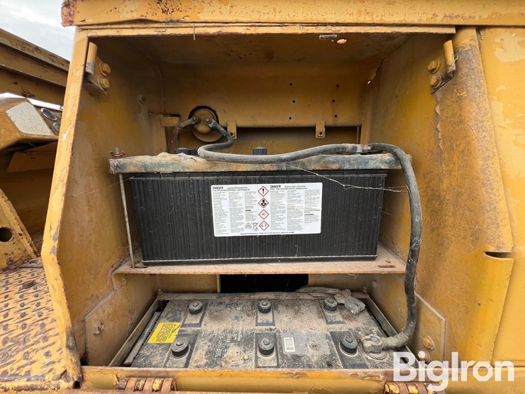 1977-caterpillar-955l-image-13