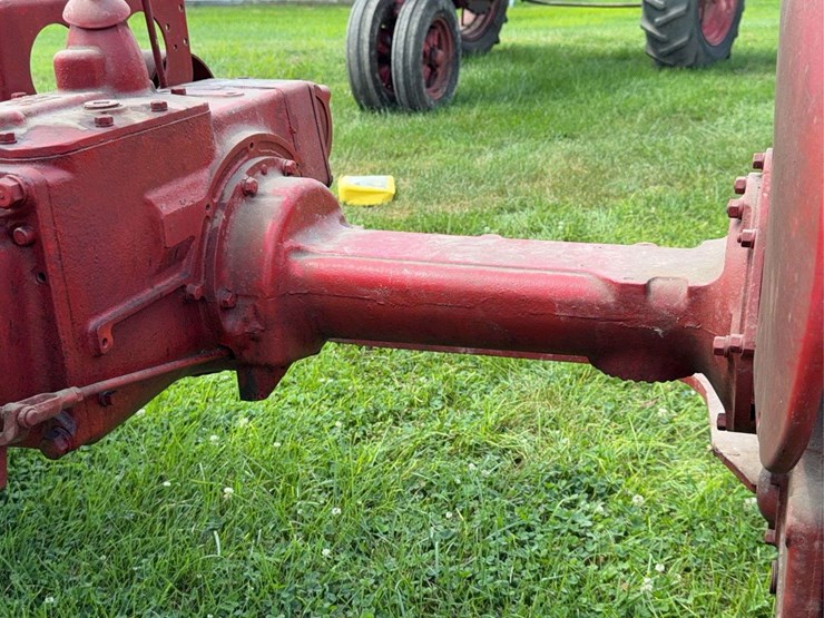 farmall-b-image-41