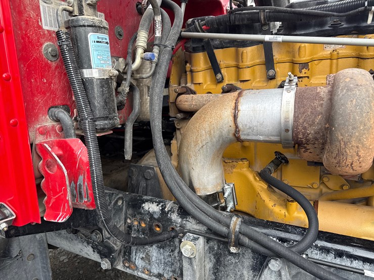 2014-peterbilt-389-image-65