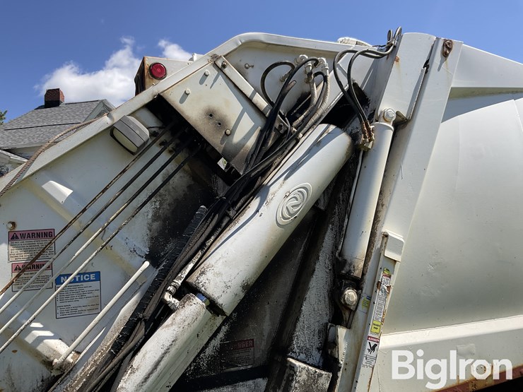 2004-international-durastar-4400-image-20