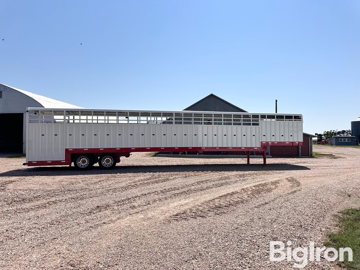 2017-neville-built-53’-t/a-ground-load-livestock-trailer-image-4