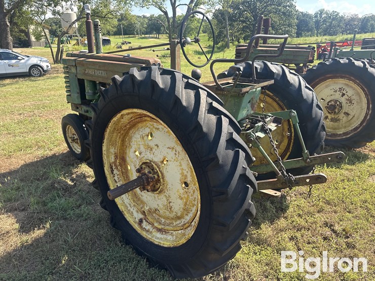 john-deere-b-image-5