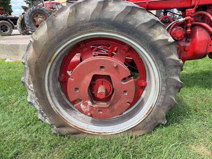 farmall-super-m-image-26