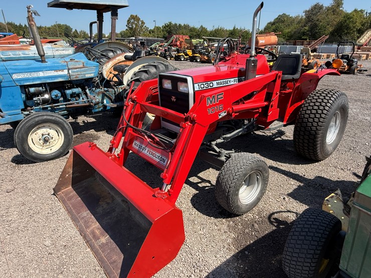 massey-ferguson-1030-image-1