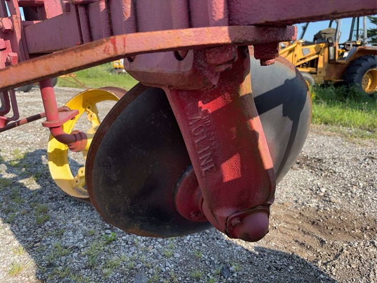 minneapolis-moline-disc-plow-image-26
