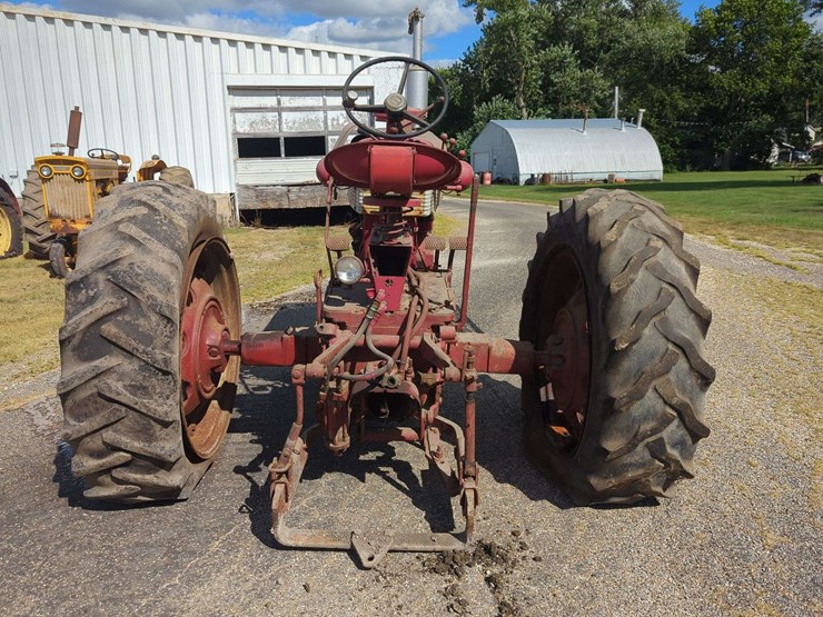 farmall-560-image-6