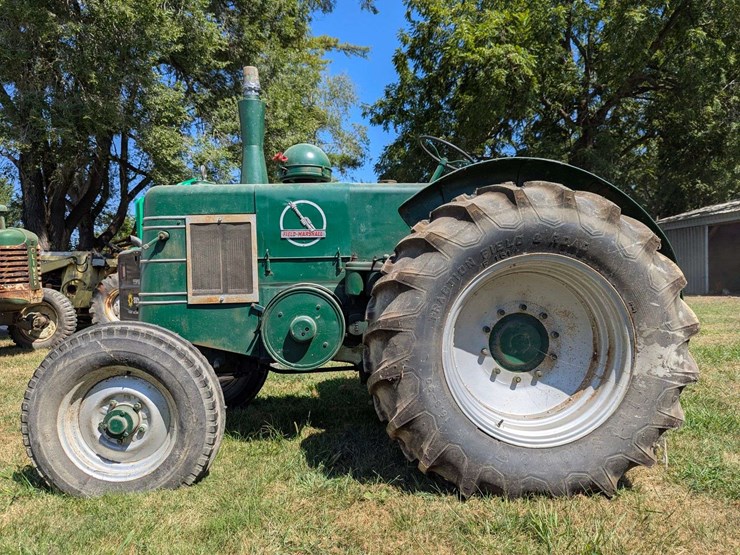 field-marshall-tractor---diesel-image-5