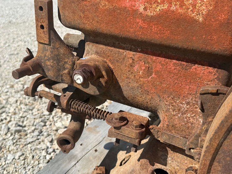 economy-hit-&-miss-gas-engine-image-12