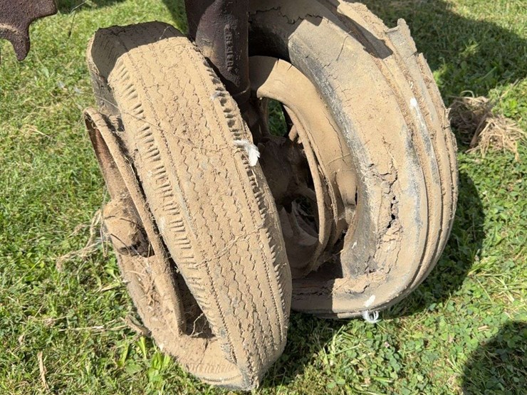 farmall-f-20-image-12