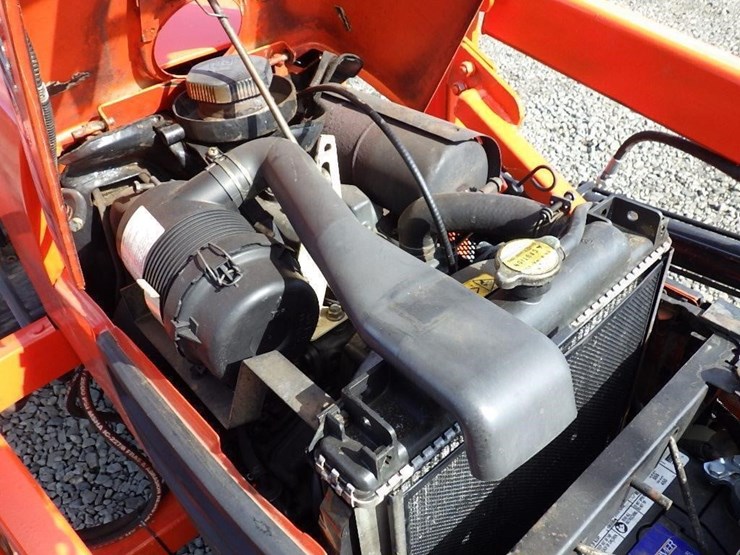 2005-kubota-b7510-image-17