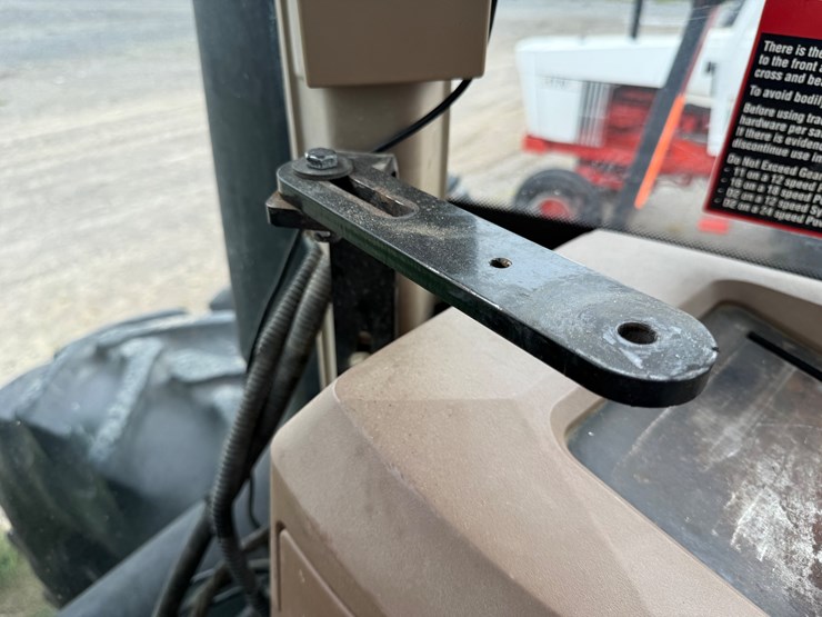 2005-john-deere-9220-image-76