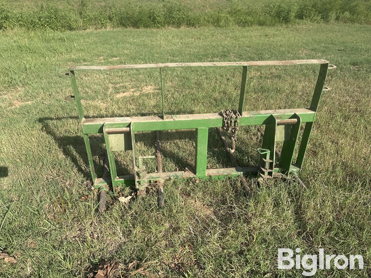 vassar-4-prong-bale-spike-image-6