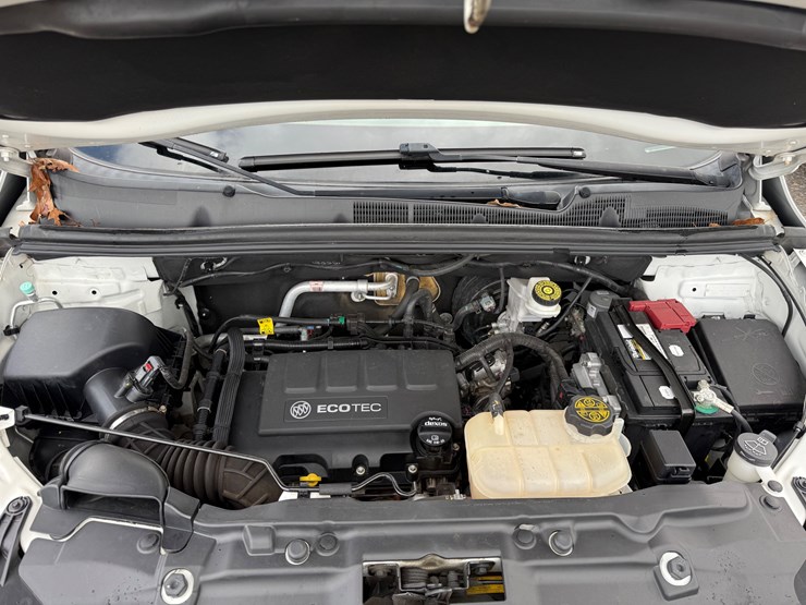 2019-buick-encore-image-34
