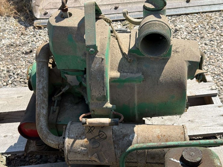 group-of-homelite-self-priming-gas-pumps-image-4