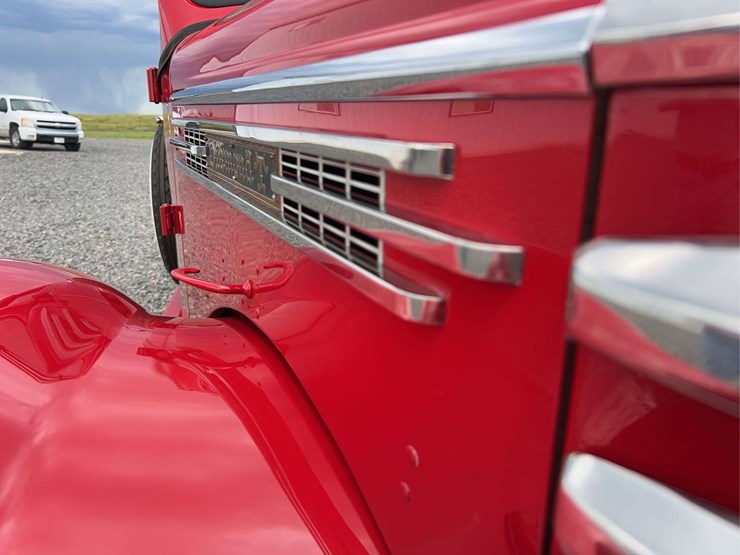 1948-diamond-t-201-one-ton-pickup-image-14