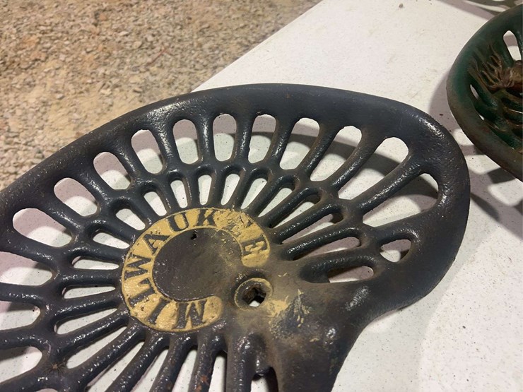 (3)-cast-iron-seats-image-3