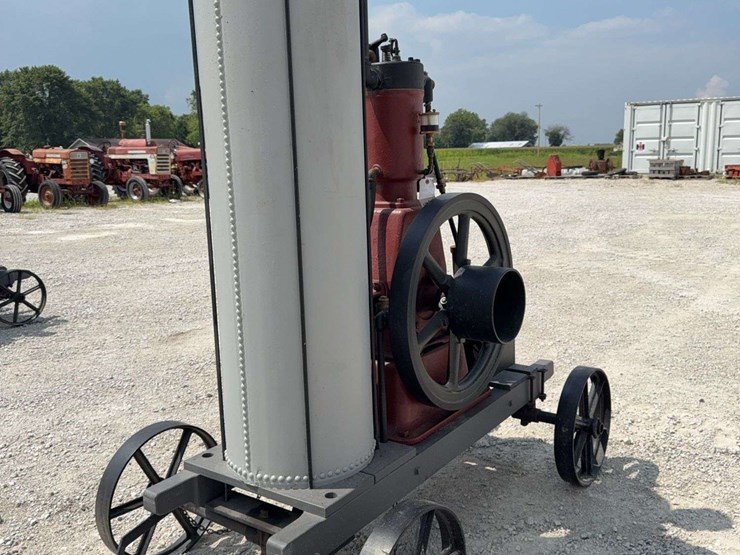 3-hp-international-harvester-“famous”-vertical-engine-image-4