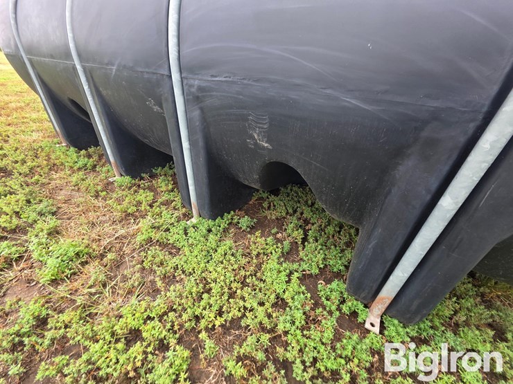1600-gallon-poly-tank-image-10