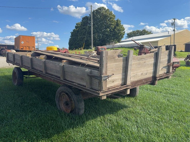 hay-wagon-image-5