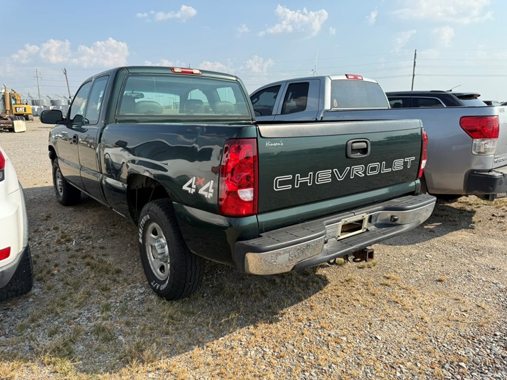 2003-chevrolet-silverado-image-6
