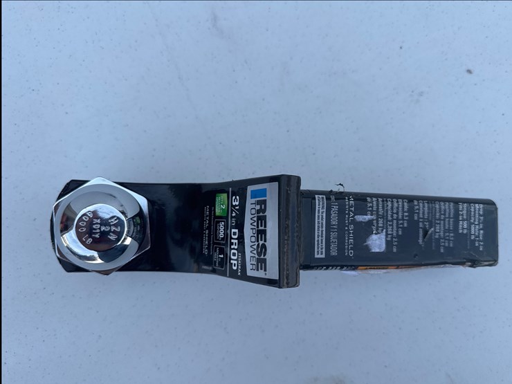 #1023-•-trailer-hitch-receiver-and-wheel-bearing-caps-image-2