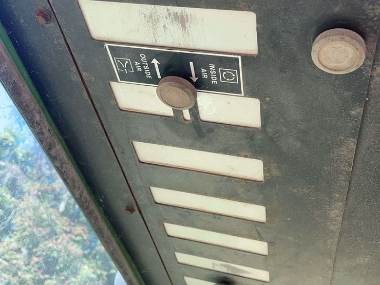 john-deere-4620-image-74