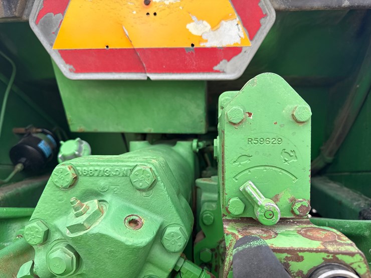 john-deere-4840-image-13