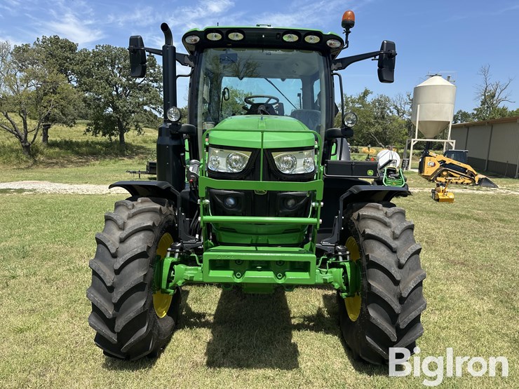2022-john-deere-6r-110-image-2