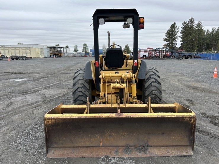 deere-210le-image-4