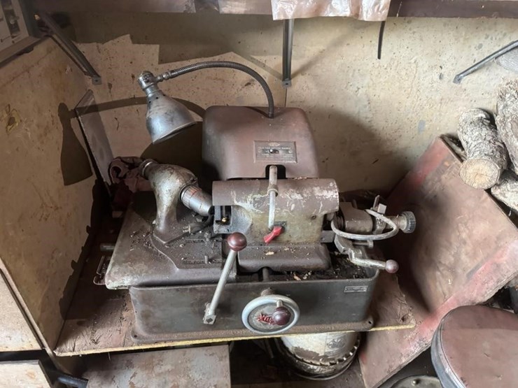 sioux-valve-face-grinding-machine-image-1