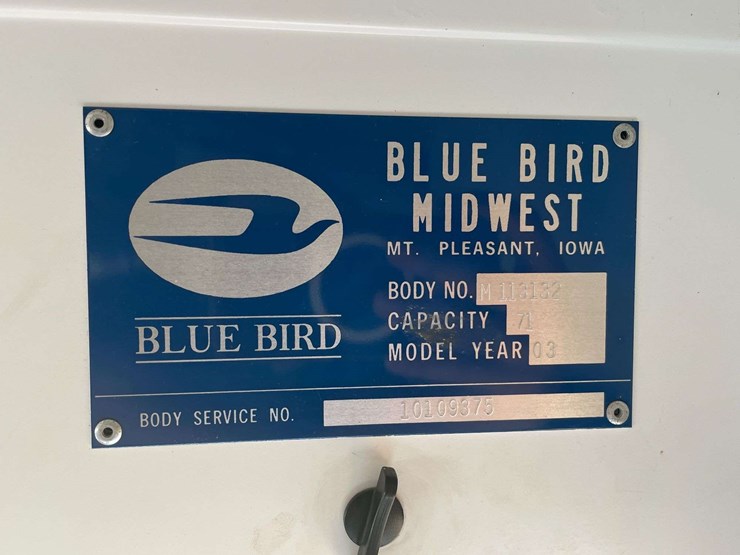 2002-bluebird-school-bus-image-50