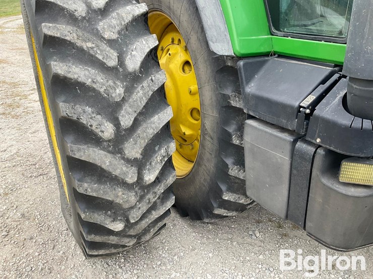 1997-john-deere-8200-image-12