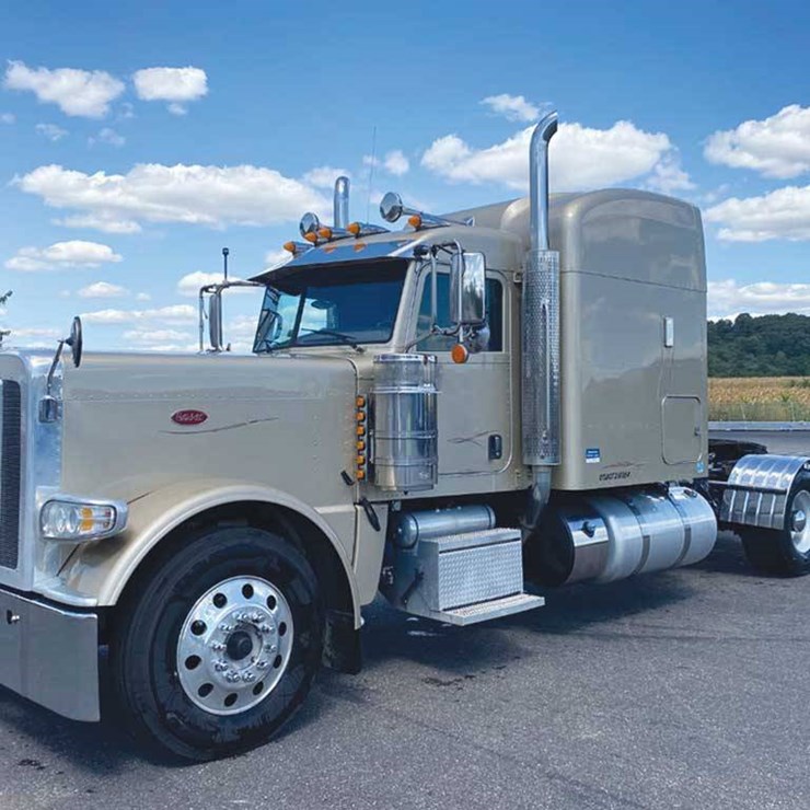 2019 PETERBILT 389