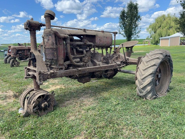 farmall-f-20-image-1