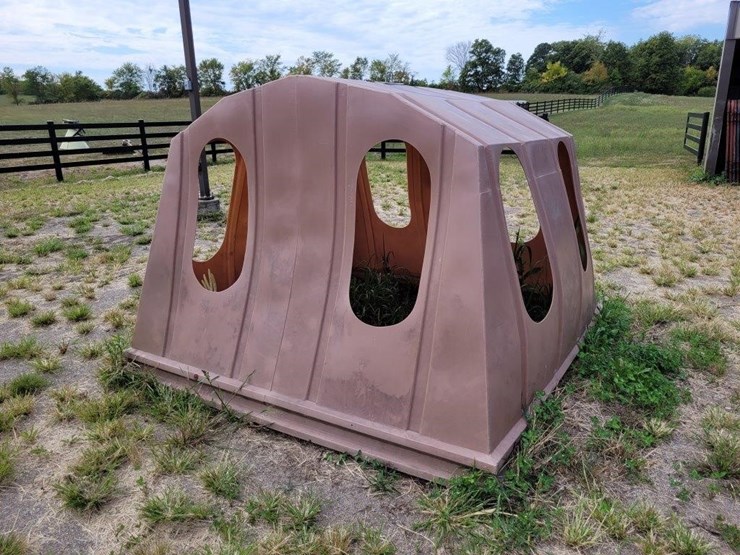 hay-feeder-image-1
