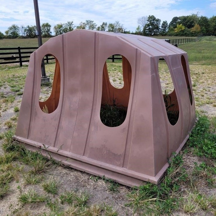 Hay Feeder