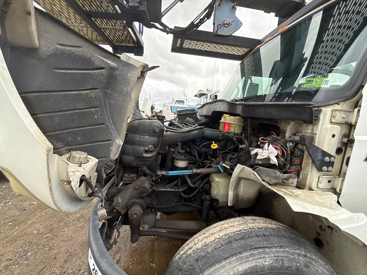 2005-international-durastar-4300-image-143