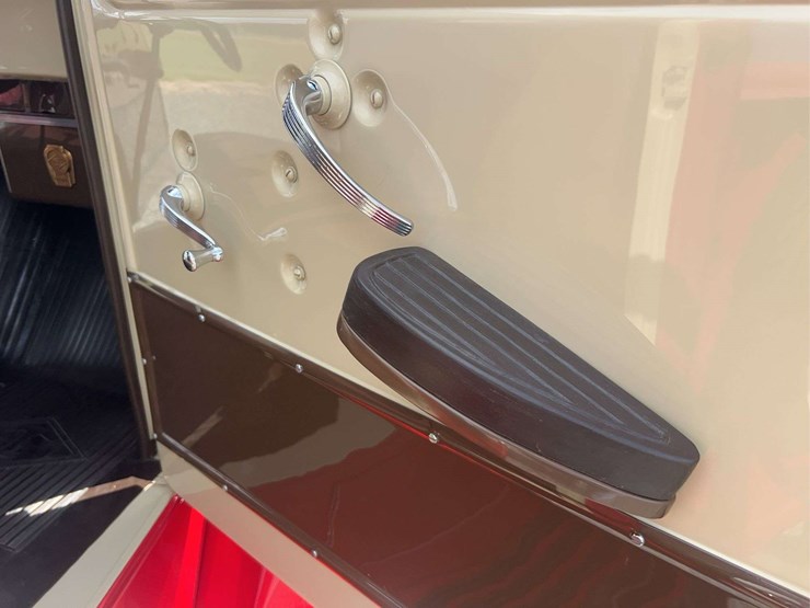 1948-diamond-t-201-one-ton-pickup-image-107
